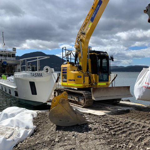 marine-construction-ocean-salvage-concrete-moorning-hobart-tasmania-